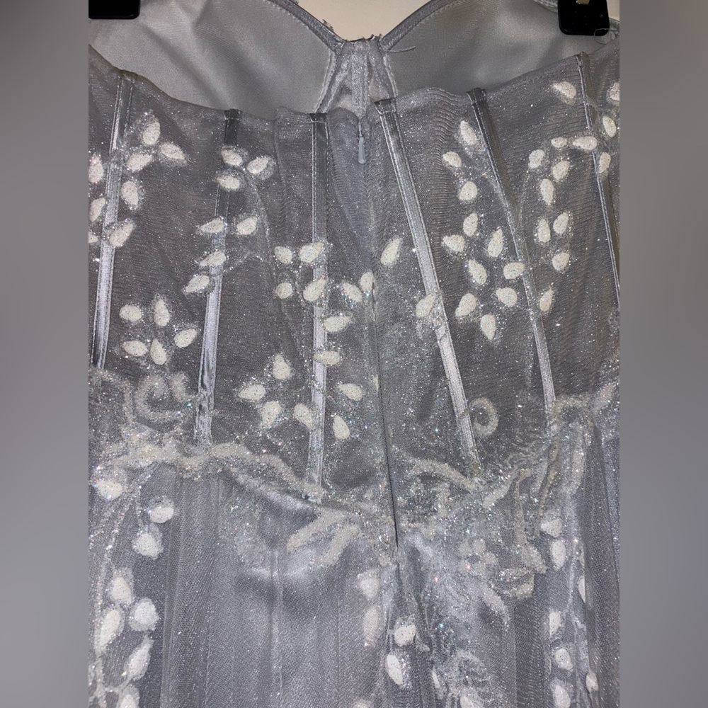 Elegant Strapless Corset Prom Gown in Ice Silver Blue Size 4 - Picture 4 of 7